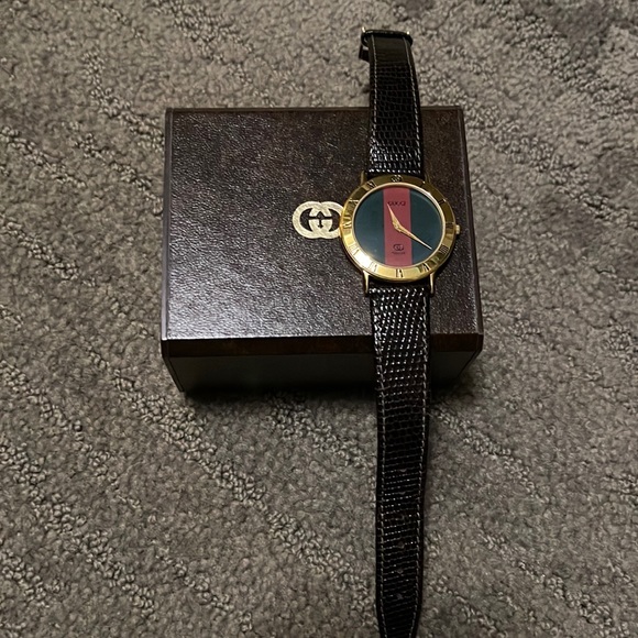 Gucci Vintage Watch - Picture 4 of 11